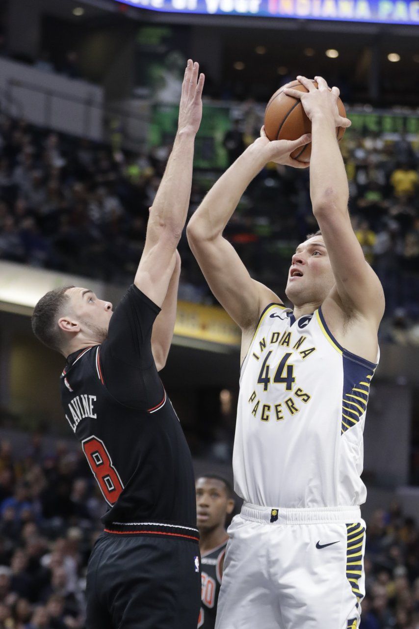 Bogdanovic guía remontada de Pacers ante Bulls