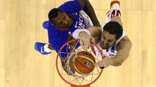 España derrota a Francia (88-64) y se asegura primer puesto del grupo A