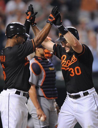 MLB: Orioles 7, Tigres 4, Scott pega 2 jonrones por Baltimore