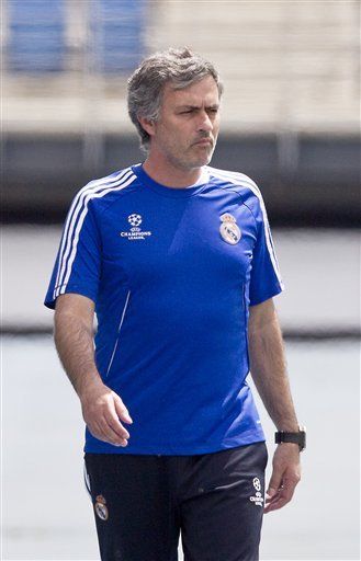 UEFA suspende a Mourinho por 5 partidos de Liga de Campeones