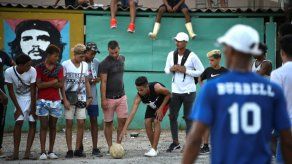 El fútbol socava el reinado beisbolero en Cuba