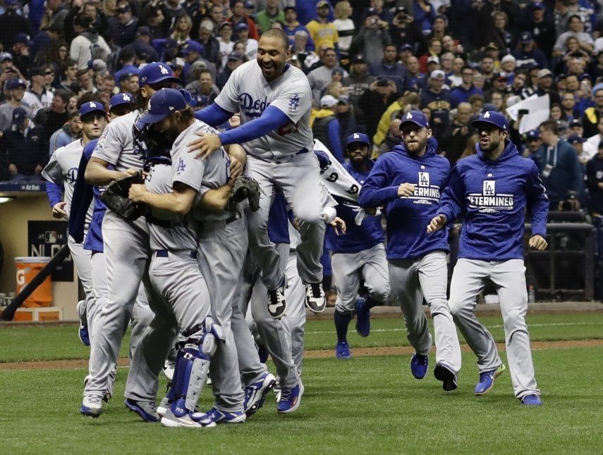 Dodgers derrotan 5-1 a Cerveceros y avanzan a Serie Mundial