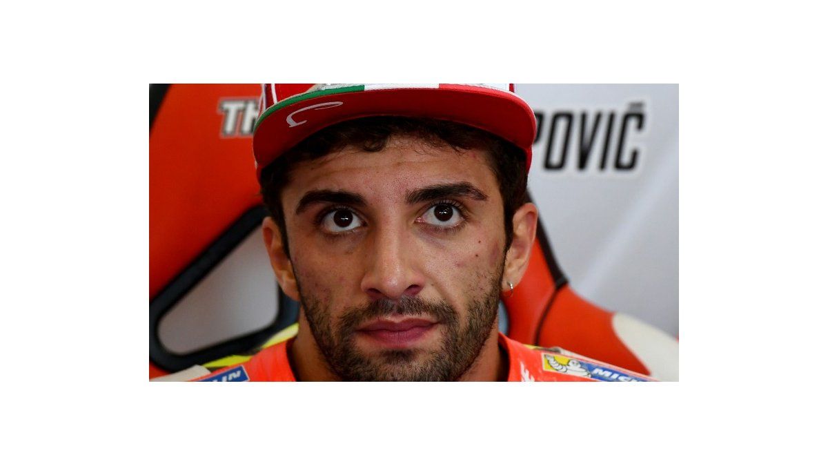El piloto italiano Andrea Iannone se retira del Gran Premio de Aragón