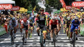 Groenwegen repite triunfo en la octava etapa del Tour de Francia
