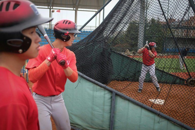Las Grandes Ligas del béisbol norteamericano buscan en China a sus futuras estrellas