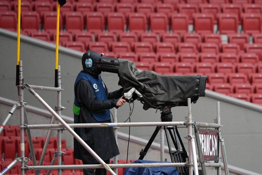 LaLiga negoció con Movistar y DAZN para España y Andorra por muchos millones