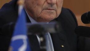 Blatter cierra el capí­tulo de declaraciones sobre racismo