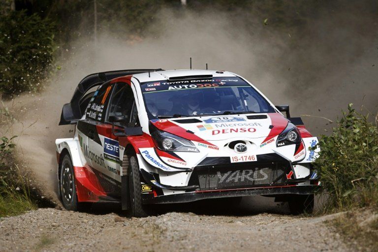 Latvala pincha y Meeke abandona en el Rally de Finlandia