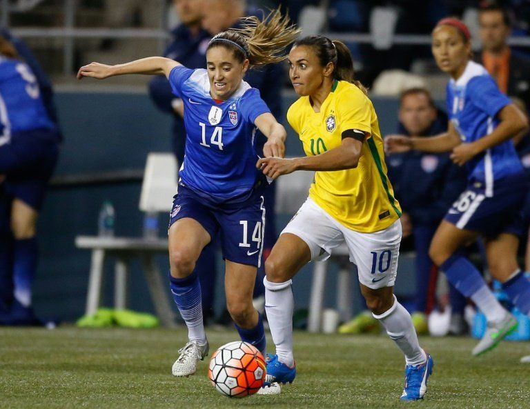Marta y la veterana Formiga lideran selección brasileña de fútbol femenino en Rio-2016