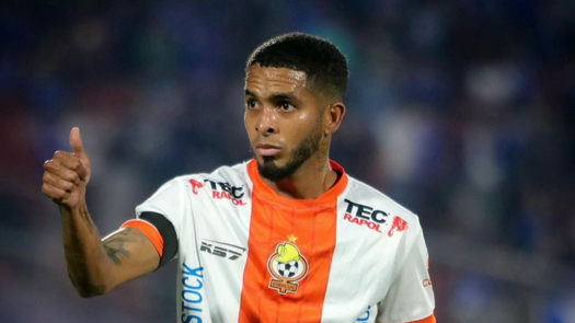César Yanis asistió con Cobresal ante Club Universidad de Chile