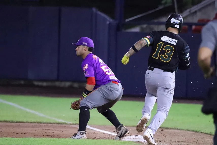 Béisbol Mayor 2025: Line Up de Coclé y Bocas del Toro para el juego 5 de la final.
