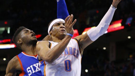 Westbrook impresiona con 49 puntos en triunfo del Thunder