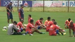 Costa Rica pierde al zaguero Heiner Mora