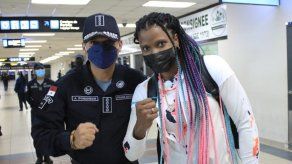 Atheyna Bylon regresa a Panamá tras participación en Tokio 2020.