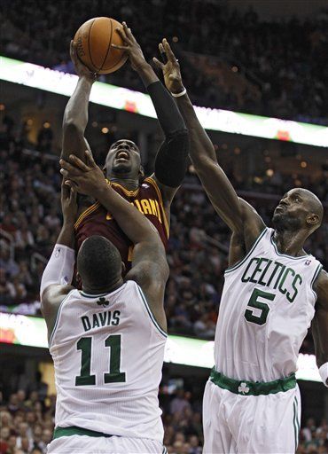 NBA: Cavaliers 95, Celtics 87; Hickson anota 21 puntos