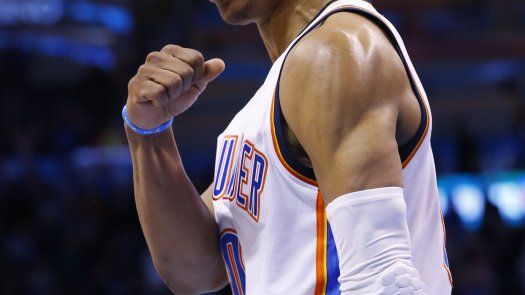 Westbrook, un héroe enmascarado que emula a Jordan y Bird