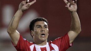 Abren estadio paraguayo para orar por Cabañas