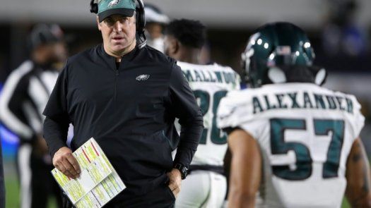Eagles encaran en Chicago dura defensa de su título de campeones de la NFL