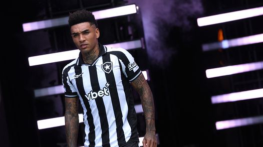 Igor Jesus fue anunciado como nuevo jugador del Nottingham Forest