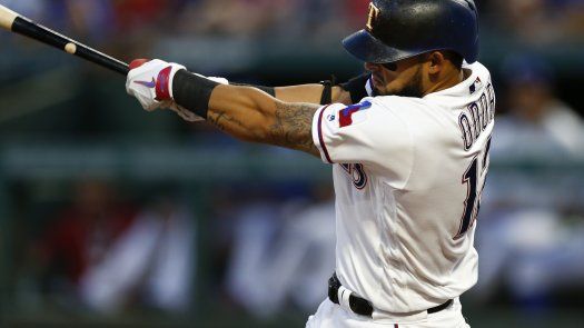 Odor produce 3 para Rangers, que vencen 6-4 a Angelinos