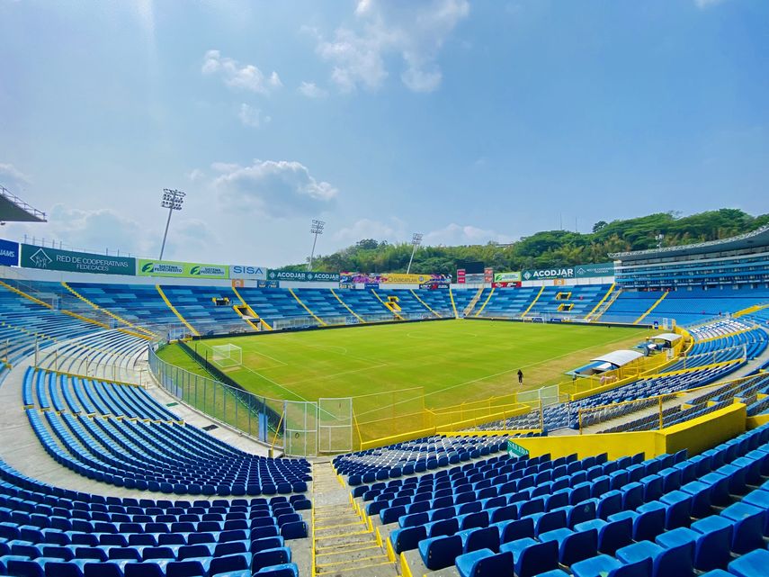 Concacaf rechaza la solicitud presentada para reconsiderar el uso del Estadio Cuscatlán