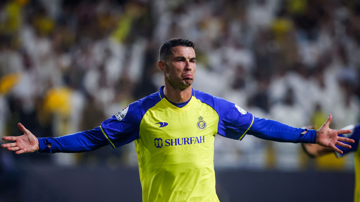 Cristiano Ronaldo Refutes Newcastle Links and Confirms Stay at Al Nassr