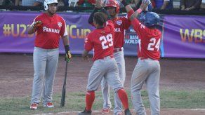 Panamá deja en el terreno a Corea del Sur y clasifica líder