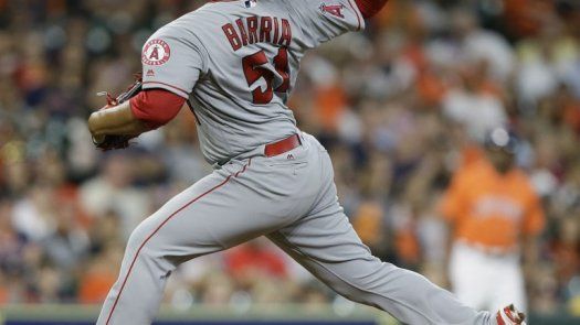Jaime Barría dominó a los Astros en triunfo de los Angelinos