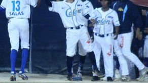 Colón evita la barrida y Coclé toma ventaja jugando en casa