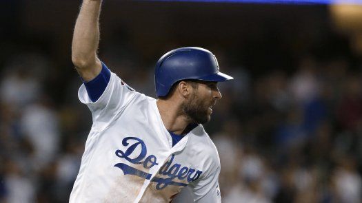 Dodgers siguen en cabeza gracias a jonrón de Taylor en 10mo