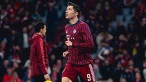 Robert Lewandowski no se irá a final de temporada, según versión del Bayern ante los rumores.