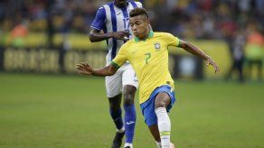Neres impresiona bien en el puesto de Neymar