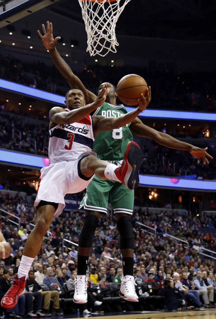 Wizards vencen a Celtics para mantener buena racha
