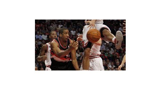 Deng logra 40 puntos para los Bulls