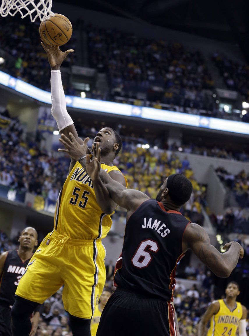 Pacers remontan y vencen a Heat