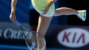 Australia: Sharapova y Makarova avanzan