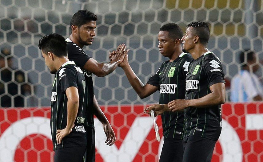 Atlético Nacional sigue perfecto; vence 1-0 a Cristal