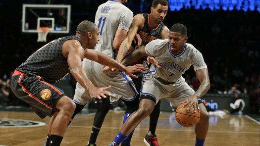 Con tiros libres de Young, Nets superan a Hawks