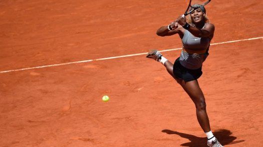 Serena Williams se retira de Madrid por lesión