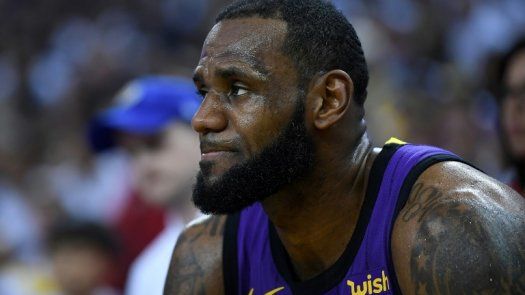 LeBron James será visto día a día de su lesión en la ingle