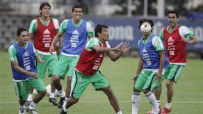 Mundial: El Salvador no se conforma con vencer a México