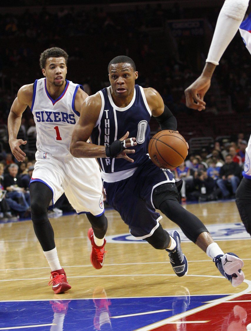 Westbrook lleva a Thunder a victoria sobre 76ers