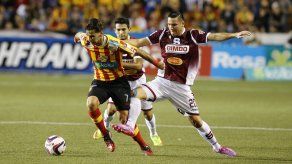 Saprissa de Machado vence 4-2 al Herediano de Gómez