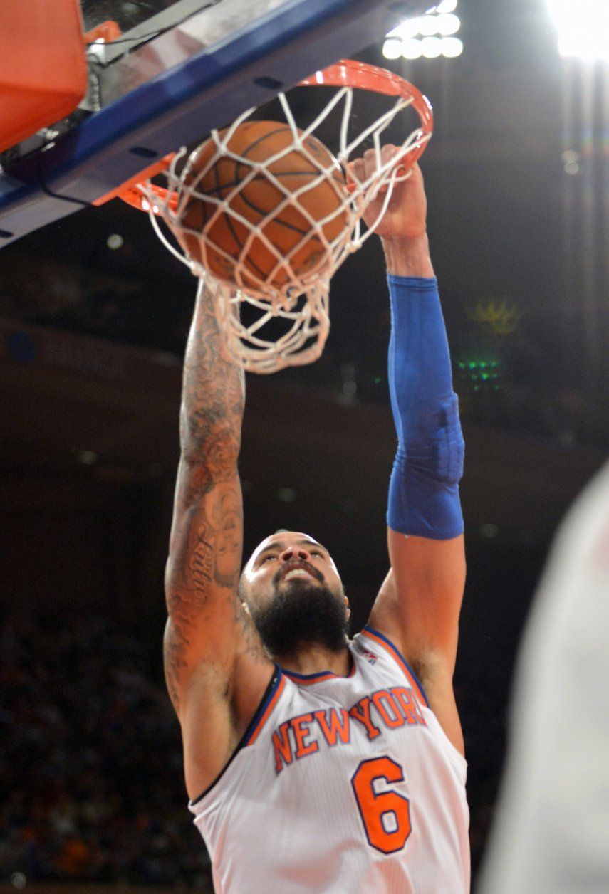 Knicks humillan a Cavaliers en 4to triunfo seguido