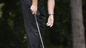 Mickelson sigue de lí­der en el Colonial de la PGA