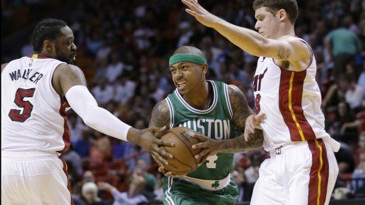 Thomas anota 25 puntos y Celtics derrotan al Heat