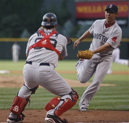 MLB: Medias Rojas 13, Rockies 11, 10 innings; jonrones de Pedroia