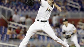 Conley lanza 8 entradas en triunfo de Marlins sobre Bravos