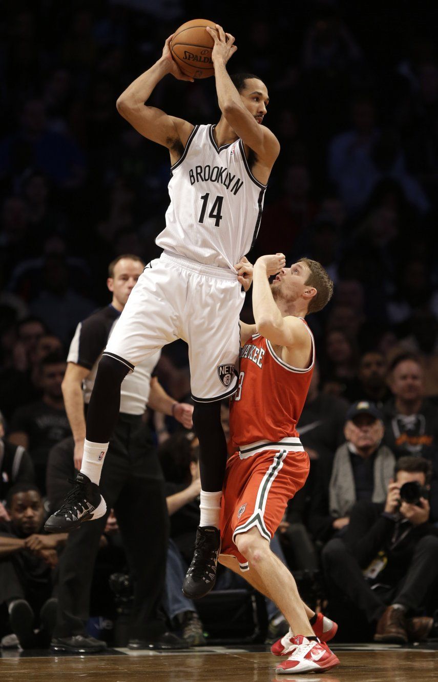 Nets rompen racha negativa con triunfo sobre Bucks