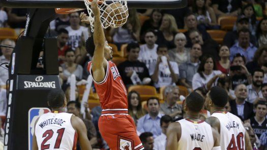 Con sensacional remontada, Chicago vence al Heat